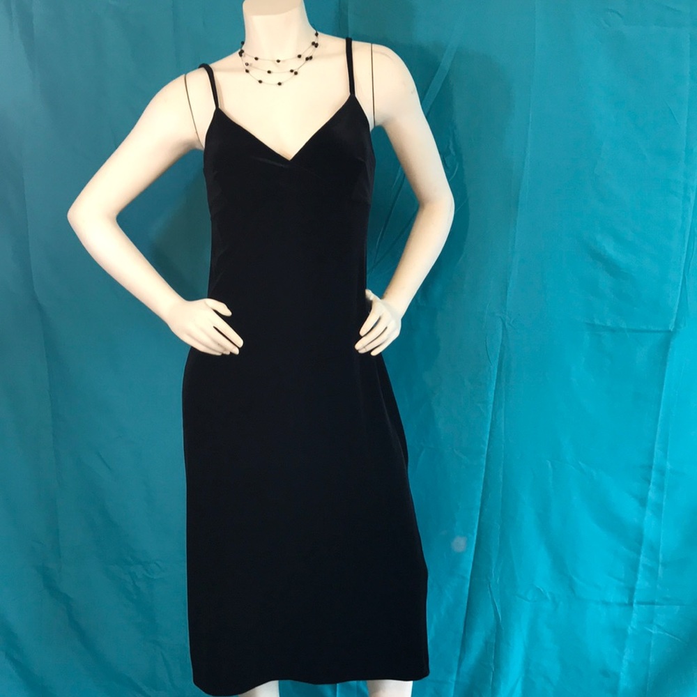 Gorgeous black velvet midi dress